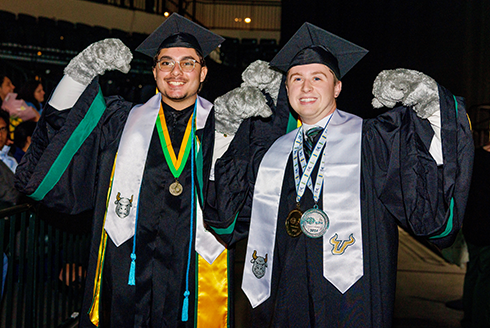 Behind the horns: Meet the aoa体育 students who were Rocky D. Bull